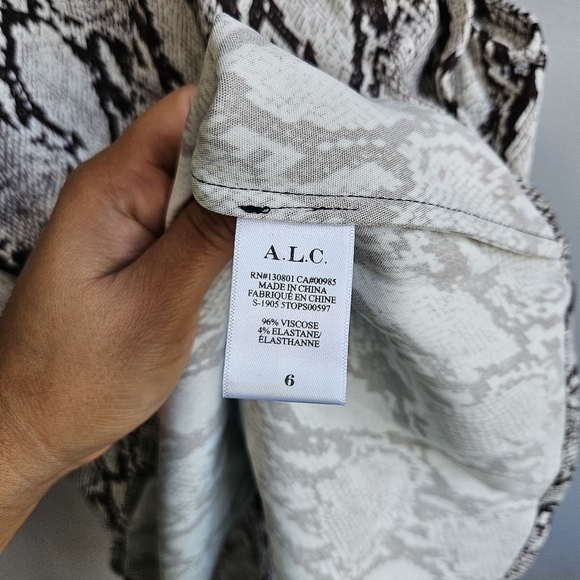 A.L.C Snake Print Halter Sleevless Top NWT Size 6 - Picture 3 of 7